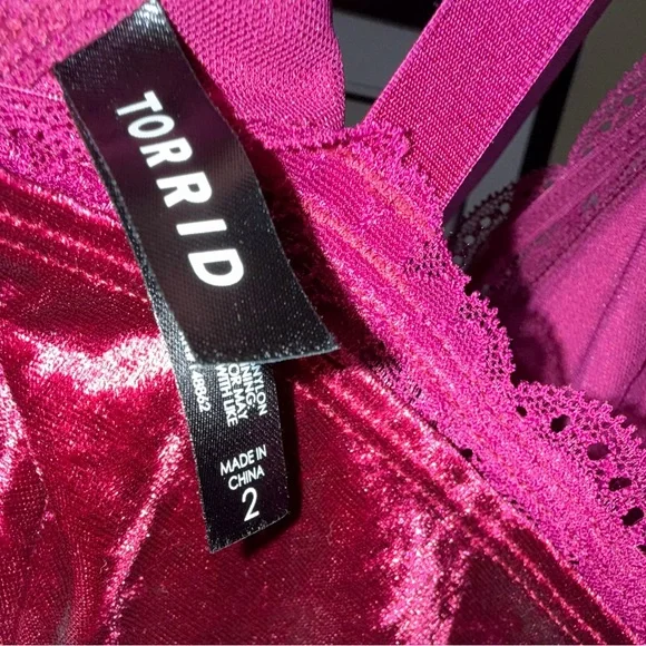 TORRID Velvet Lace Bodysuit - Picture 9 of 9